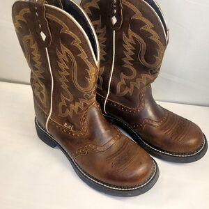 Justin Boots Brown Leather Cowboy Boots 9B Gypsy L9909